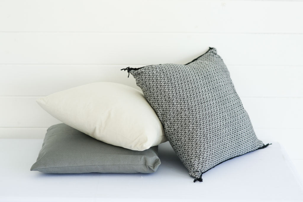 Bundle of 3 Cushions