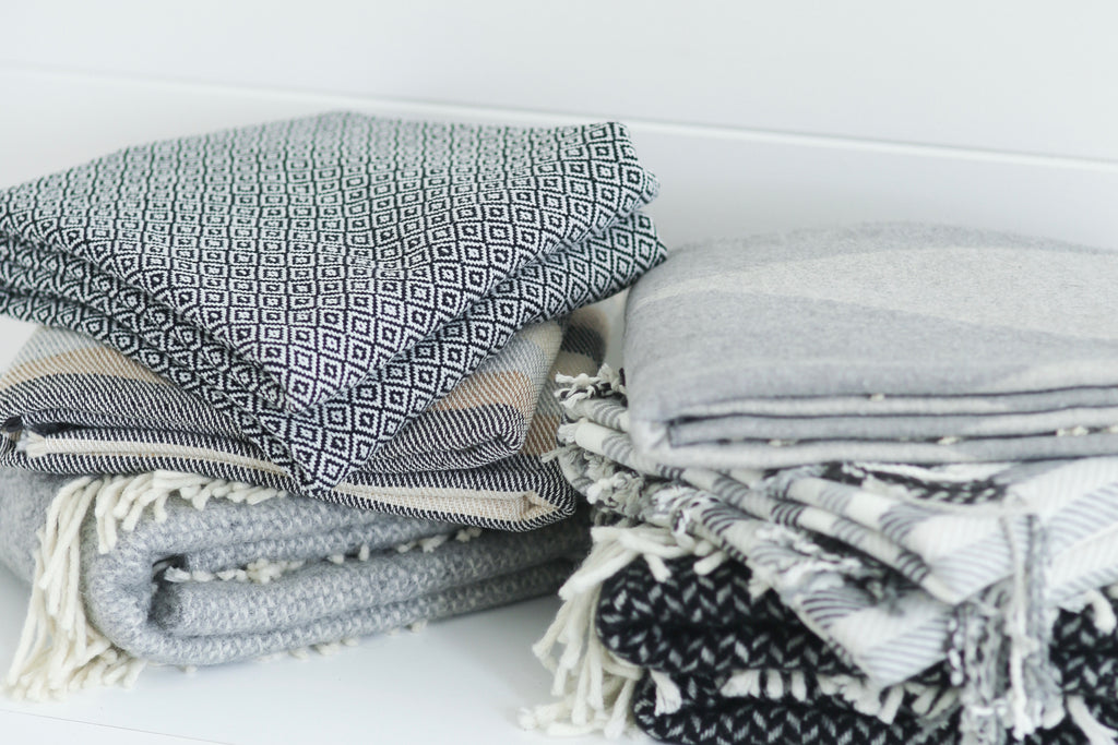 Patterned Cosy Blankets (stack of 3)